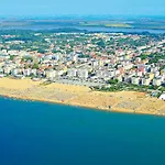 Apartmán Comfy Flat 80m From The - Beahost