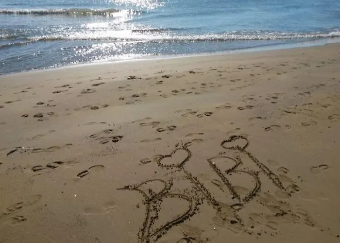 アパート Comfy Flat 80m From The - Beahost