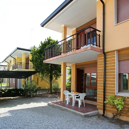Comfy Flat 80m From The - Beahost Bibione