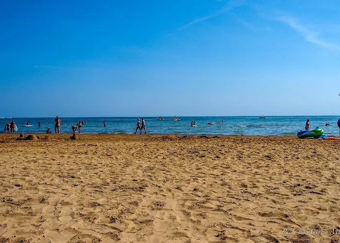 Comfy Flat 80m From The - Beahost * Bibione